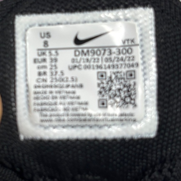 Nike Air Max Flyknit Racer Women’s size 8 - Picture 9 of 9